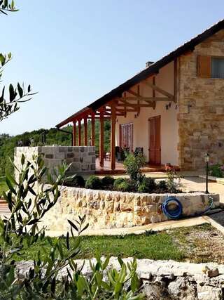 Дома для отпуска Holiday home Magnolia Радановичи Дом для отпуска-1